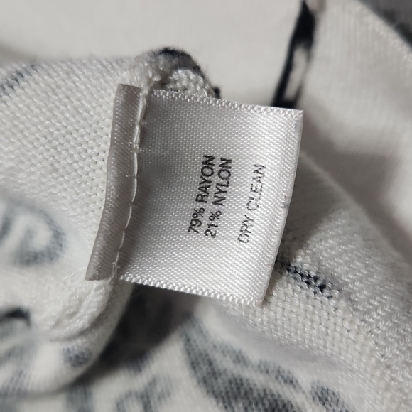 White House Black Market Button Down Sweater Cardigan Winter Blouse Top Shirt - Picture 7 of 10